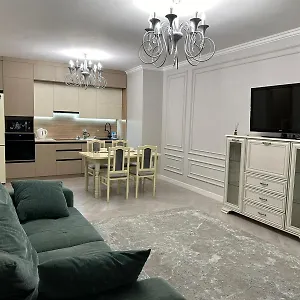 https://2-room-raiymbek-near-mega-f11.hotels-of-almaty.com